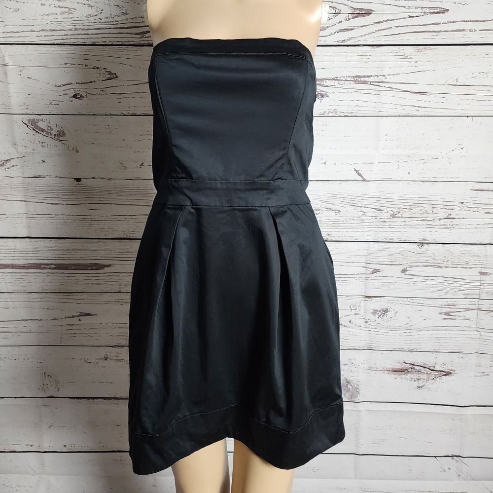 French Connection Wizard Tulip Strapless Black Dress - Size 8 - Exposed Zipper